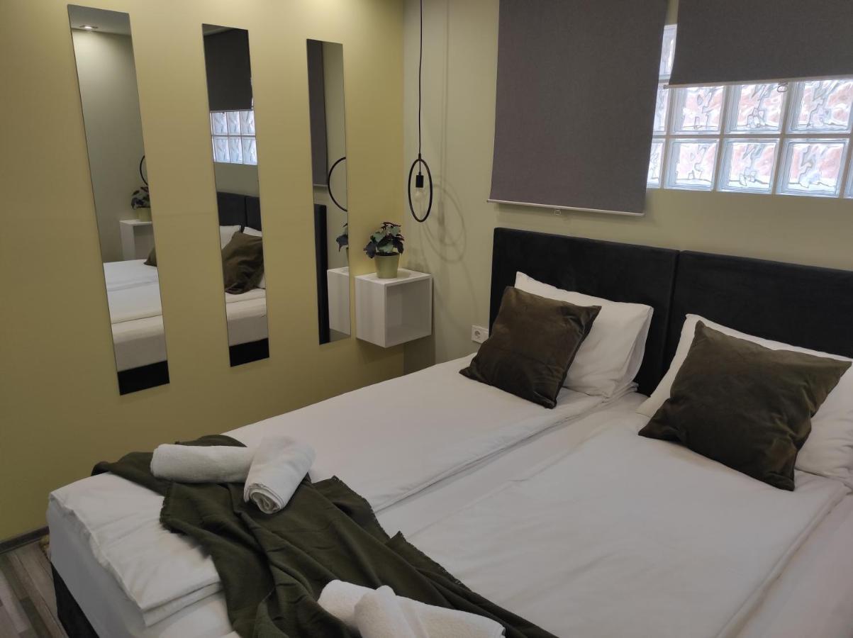 7 Days Apartment Makó Екстериор снимка