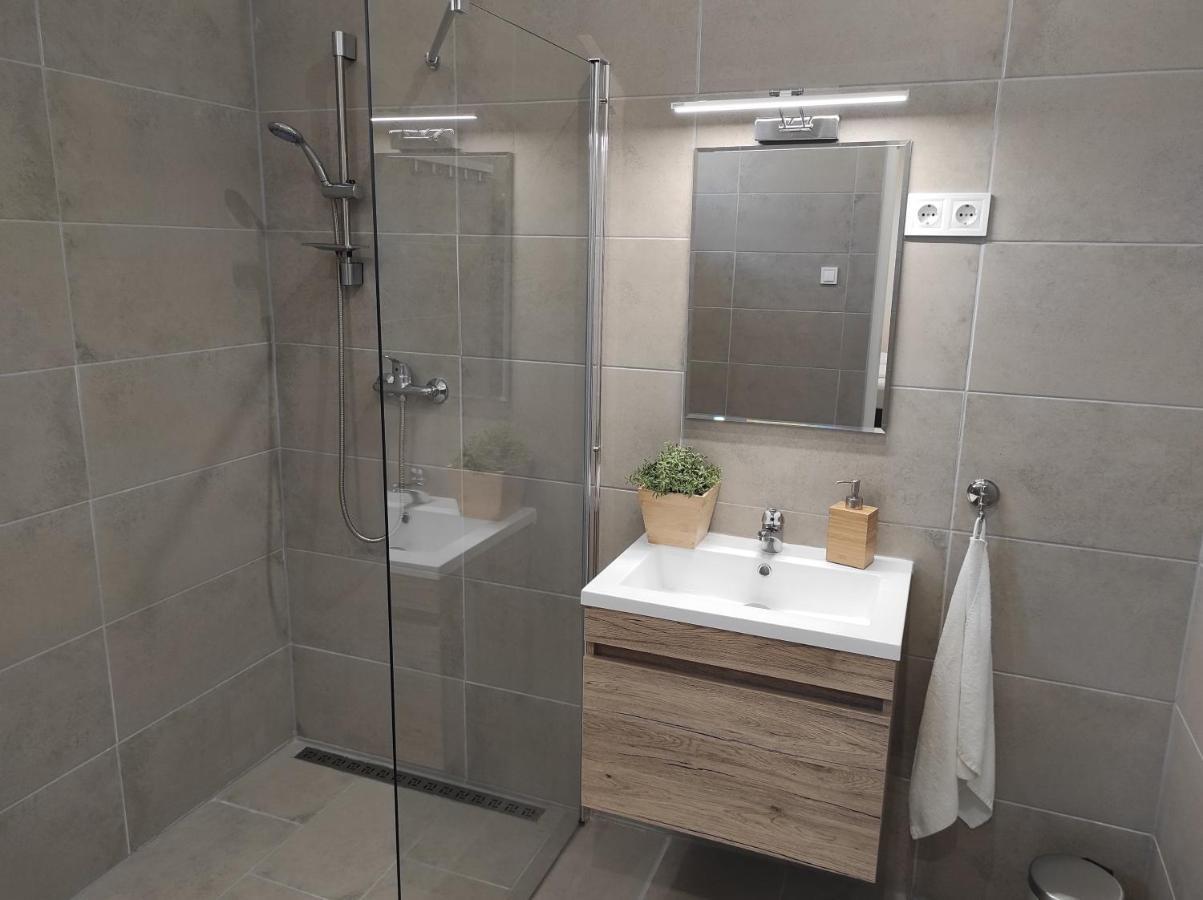 7 Days Apartment Makó Екстериор снимка