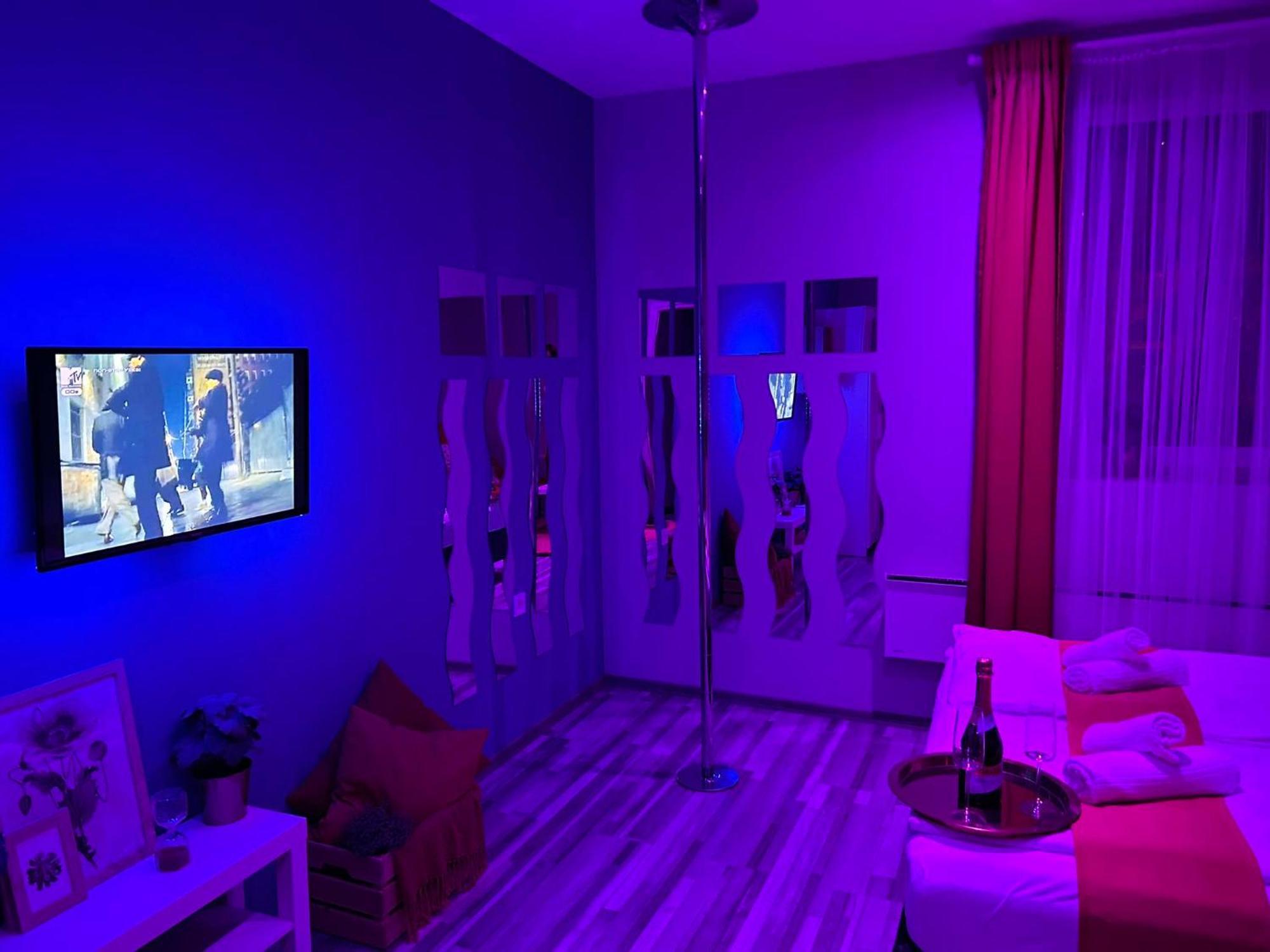 7 Days Apartment Makó Екстериор снимка